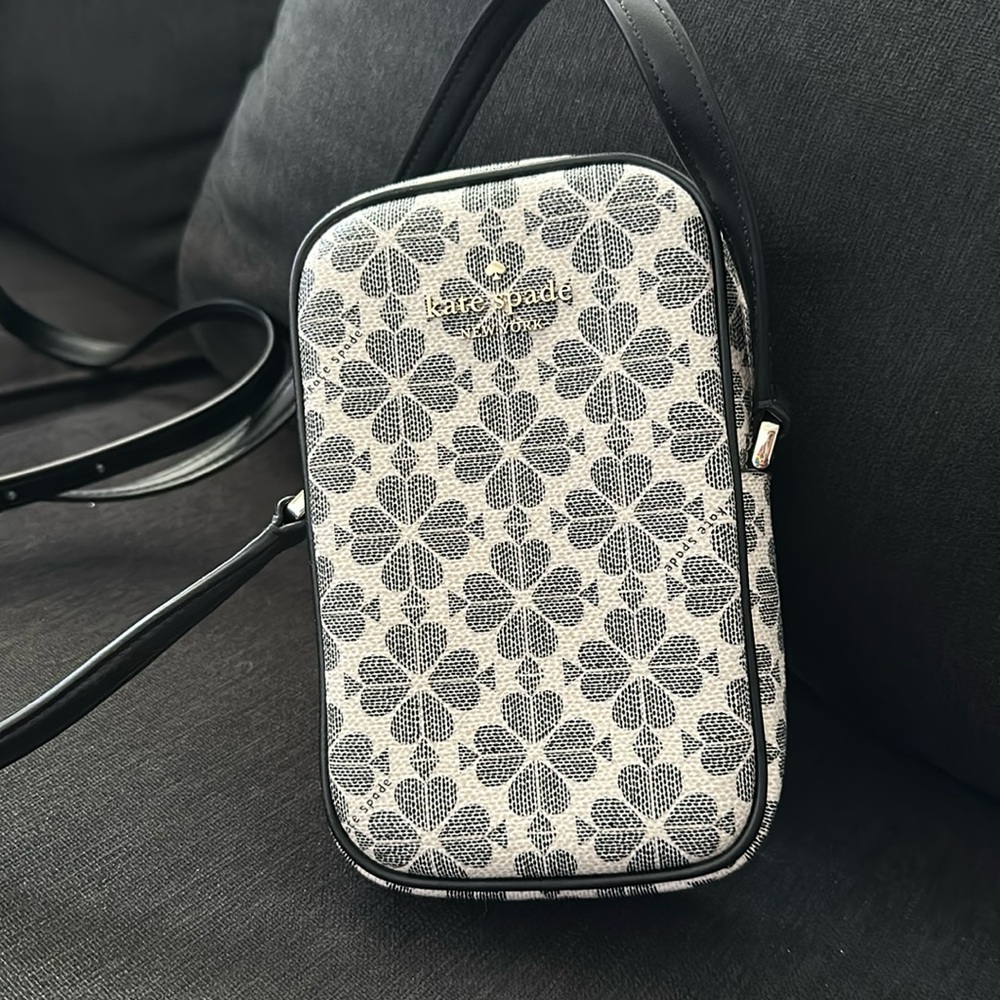 Kate spade crossbody/phone crossbody